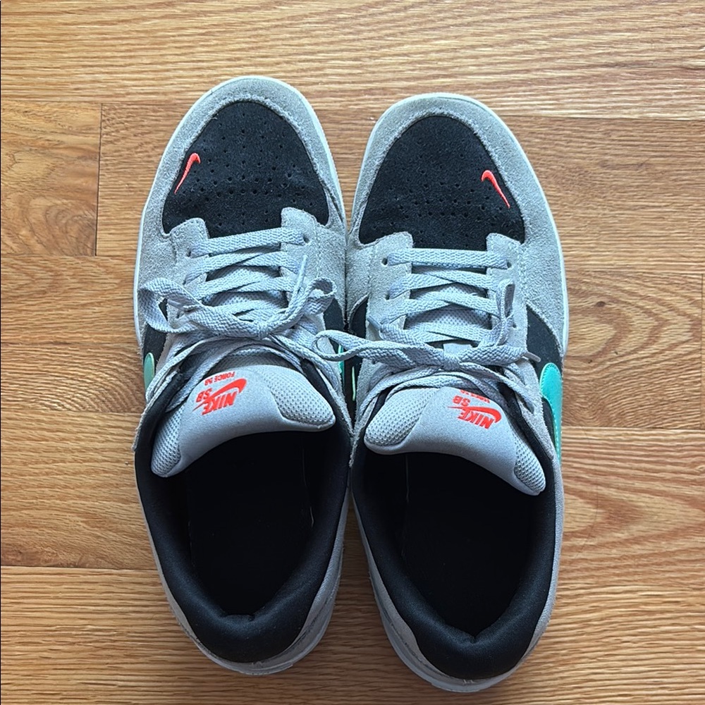 Nike SB sneakers